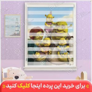 پرده زبرا چاپی کودک کد ZKP-11 با طرح تصویری از شخصیت کارتونی غول سبز رنگ به نام شرک ( Shrek ) و خانواده اش به همراه پس زمینه آبی